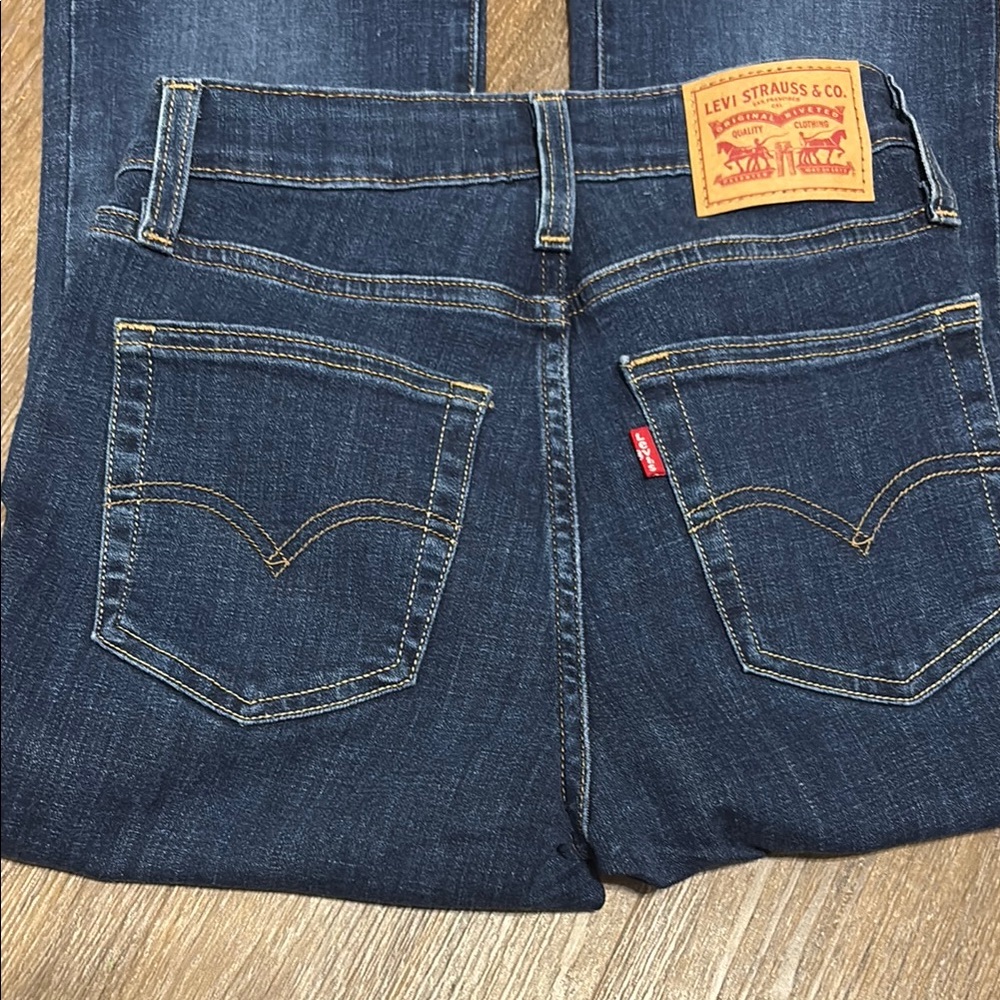 Classic Blue Women's boot cut Jeans - Picture 3 of 4